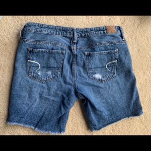 American Eagle shorts size 4